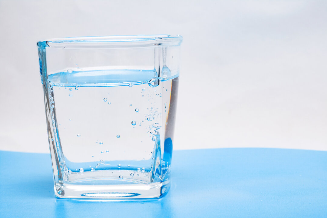 The amount of water you're supposed to drink seems vary depending on your water turnover. (Dreamstime/TNS)