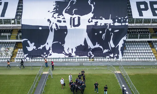 Brazilians Mourn Pelé at the Stadium Where He Got His Start