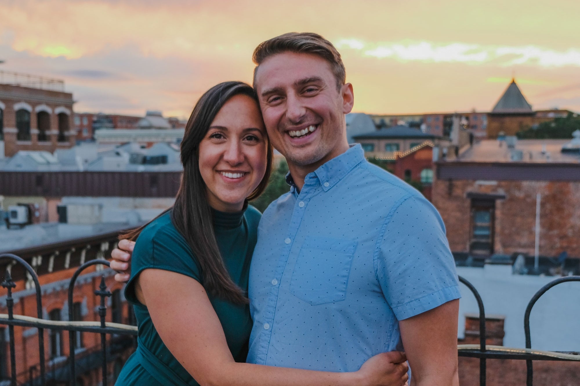 How to Change Your Money Mindset in 2023, According to This Couple Who Paid Off More Than $100,000 in Debt - Vimarsana News