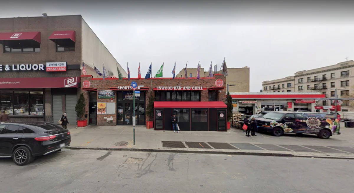 Inwood Bar & Grill on Broadway and West 204th Street, N.Y., in March 2022. (Google Maps/Screenshot via The Epoch Times)