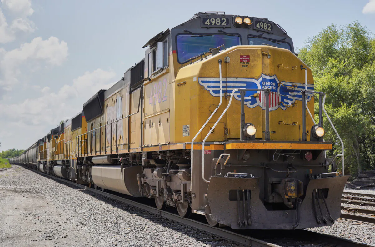 A Union Pacific train travels through Union, Neb., on July 31, 2018. (Nati Harnik/AP Photo)