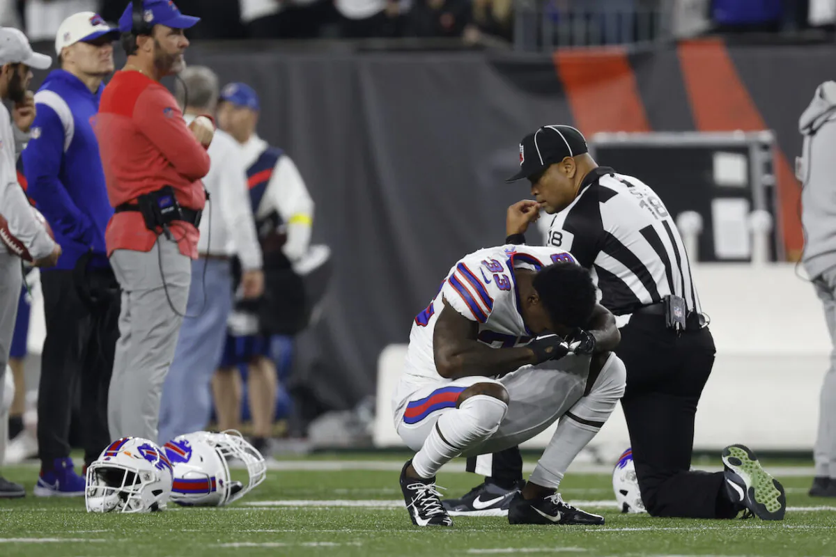 Siran Neal #33 of the Buffalo Bills reacts after teammate Damar Hamlin #3 was injured against the Cincinnati Bengals during the first quarter at Paycor Stadium in Cincinnati, Ohio on Jan. 2, 2023. (Kirk Irwin/Getty Images)