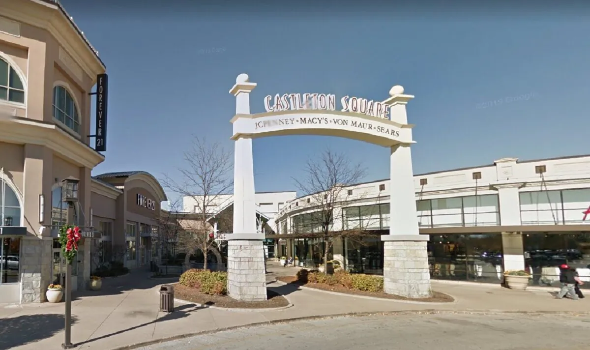 The Castleton Square Mall in Indianapolis in November 2016. (Google Maps/Screenshot via The Epoch Times)