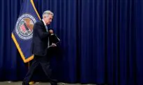 Fed Officials See Economic Slowdown and ‘Significant’ Inflation Risks: Minutes