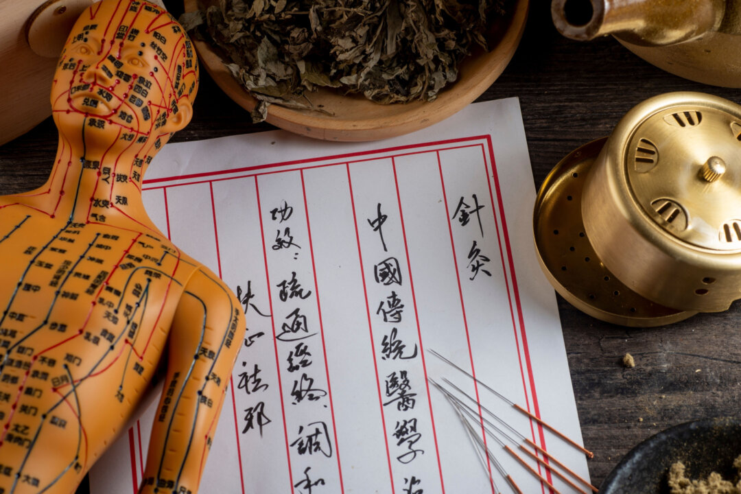 Dr. Yu Ya-wen, a Taiwanese traditional Chinese medicine practitioner, provides different weight loss regimes for the five types of obesity, and offers the best solutions to beat obesity for different people. (Shutterstock)
