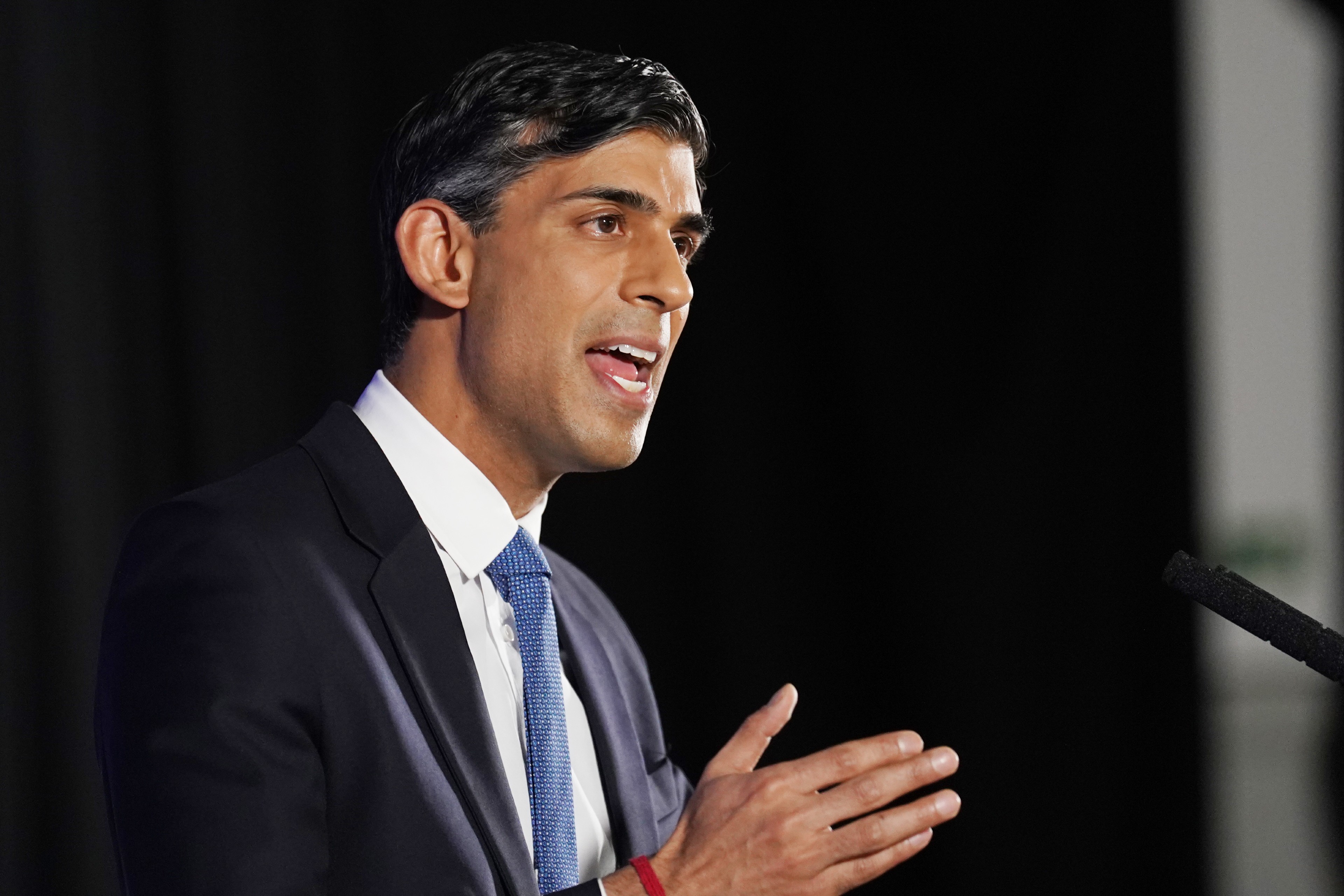Sunak Calls for Review of London ULEZ Expansion as Mayor Accused of Steering Consultation Result - Vimarsana News