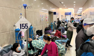 Shanghai Hospitals Are Out of COVID Medicines
