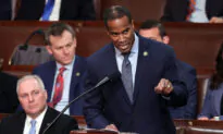 Congressman Wants to Cut Lawmakers’ Pay in Event of Shutdown