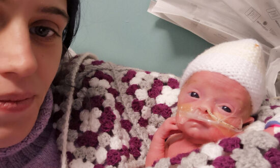 Mom Was Told Baby Died in the Womb, Gives Birth to Son 4 Weeks Later: ‘My Christmas Miracle’