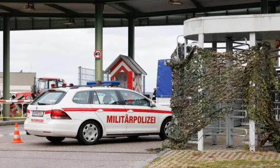 Conscript Fatally Shot, Officer Injured in Scuffle at Austrian Barracks