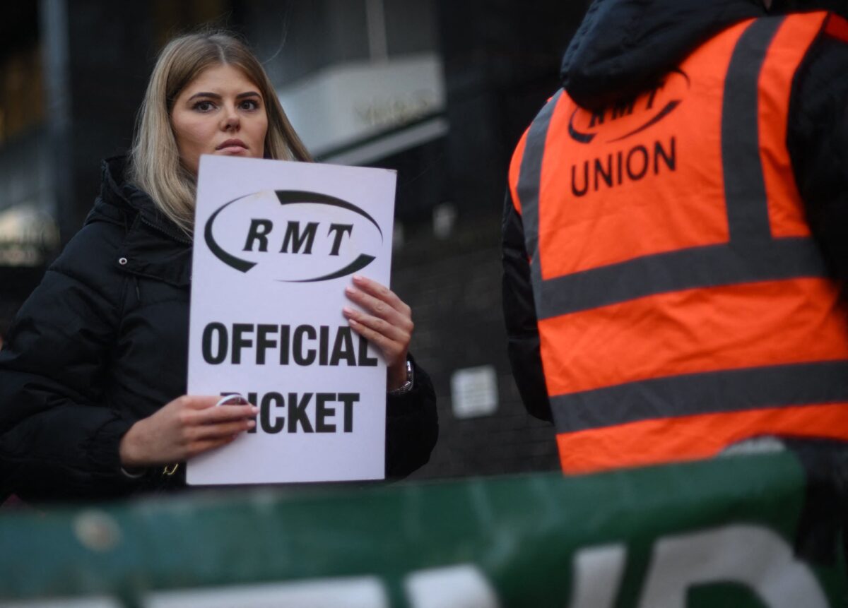NextImg:UK Anti-Strike Law Fails to Meet Human Rights Obligations, MPs Say