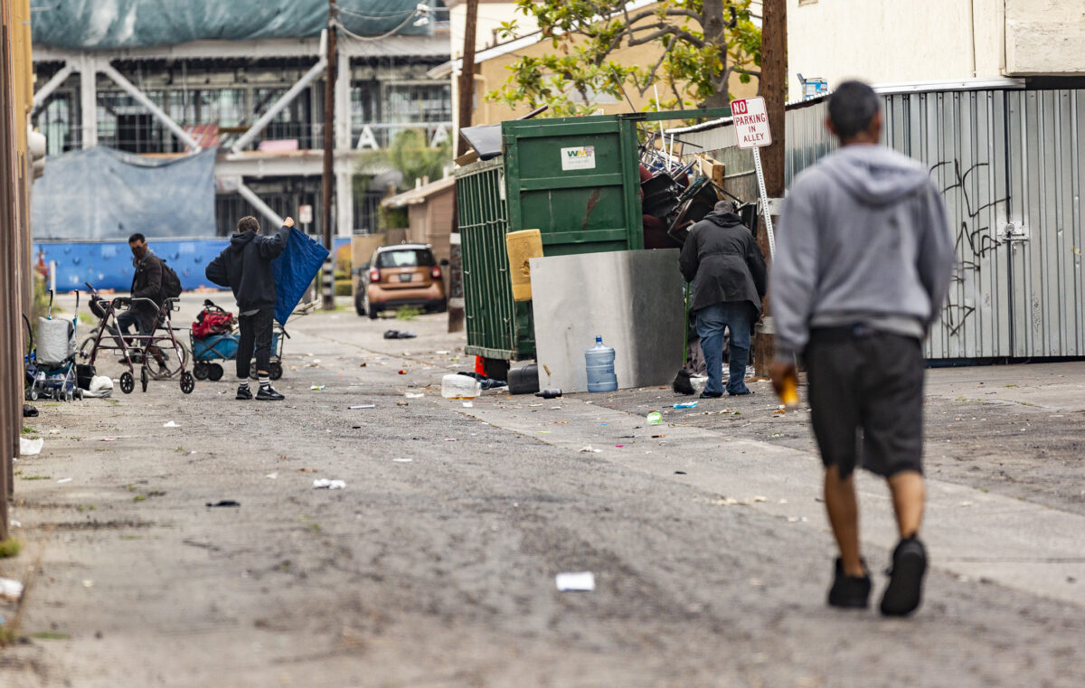 NextImg:Orange County Homeless Deaths Nearly Quadruple Over Last Decade: Report