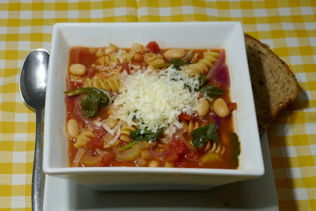 Hardy Vegetable and Bean Soup. (Linda Gassenheimer/TNS)