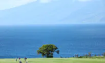 Morikawa Builds 2-shot Lead Going to Weekend at Kapalua