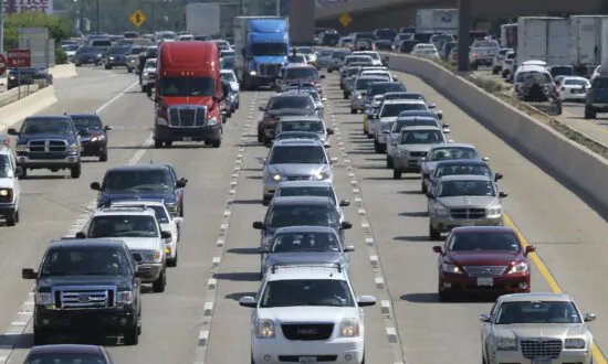 Elevated US Traffic Deaths Slipped in 1st 9 Months of 2022