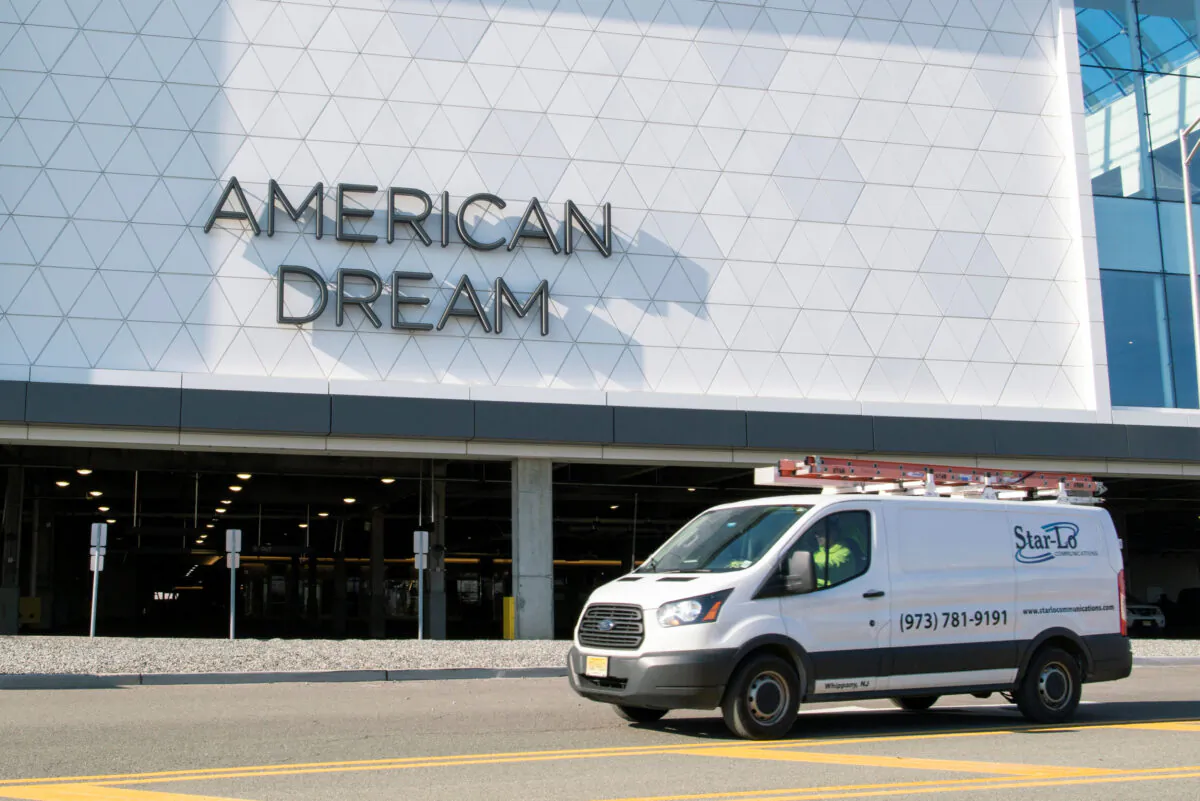 The American Dream mall in East Rutherford, N.J., on March 18, 2020. (Eduardo Munoz/Reuters)
