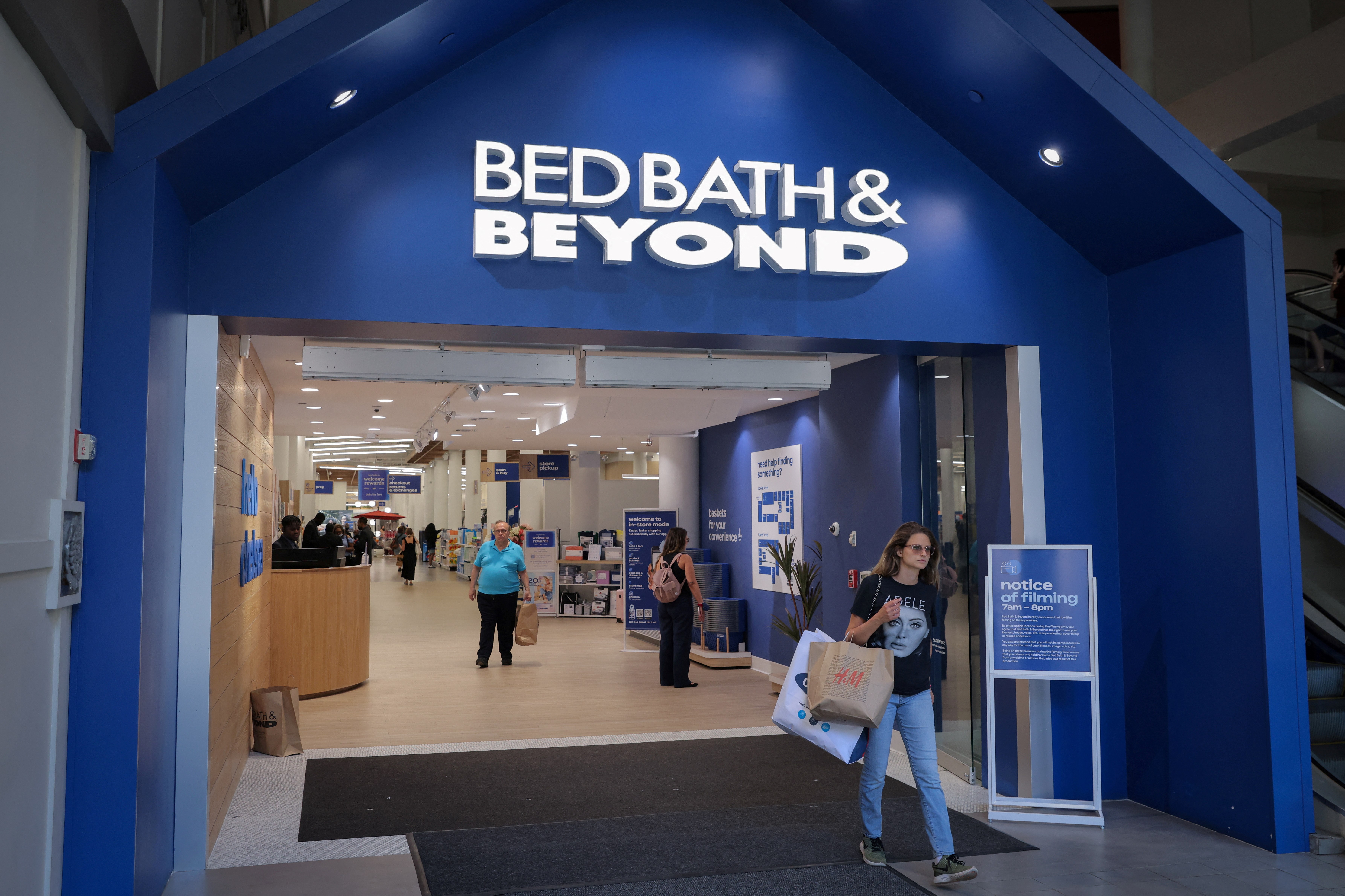 Bed Bath & Beyond Defaults on Debt Payment Amid Bankruptcy Fears - Vimarsana News