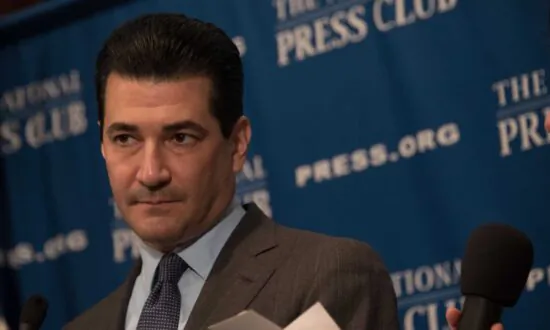 The Censorious Scott Gottlieb Was a Major Influence on Lockdowns