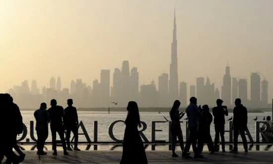 UAE to Ban Single-Use Plastic Shopping Bags Starting in 2024