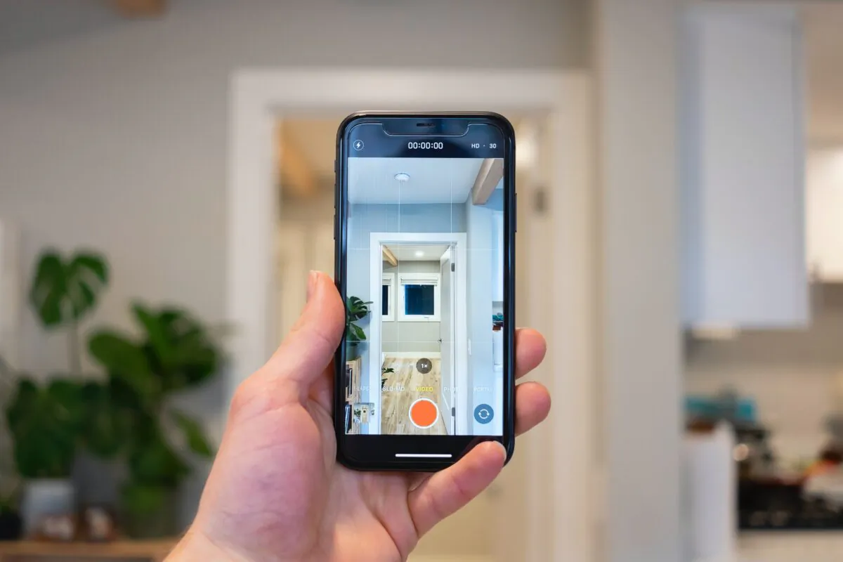 People selling their own house have several good options if they want to create a video tour. (Nicolas Solerieu/Unsplash )