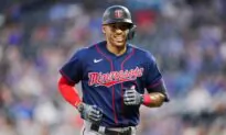 Carlos Correa Back With Twins for $200M