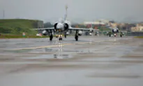 Chinese Aircraft, Warship Incursions Put Taiwan Military on Alert