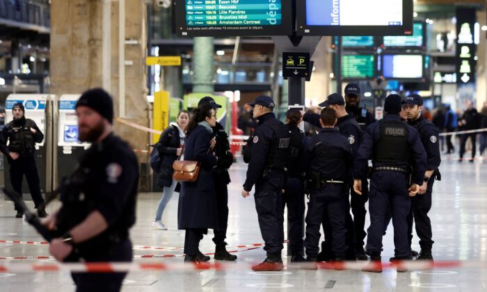 Man Wounds 6 People at Paris Gare Du Nord Station | The Epoch Times