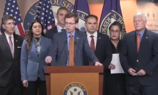 GOP Lawmakers Say ‘Born Alive’ Bill Shows Newborns That Survive Abortions Are ‘Deserving of Medical Care’