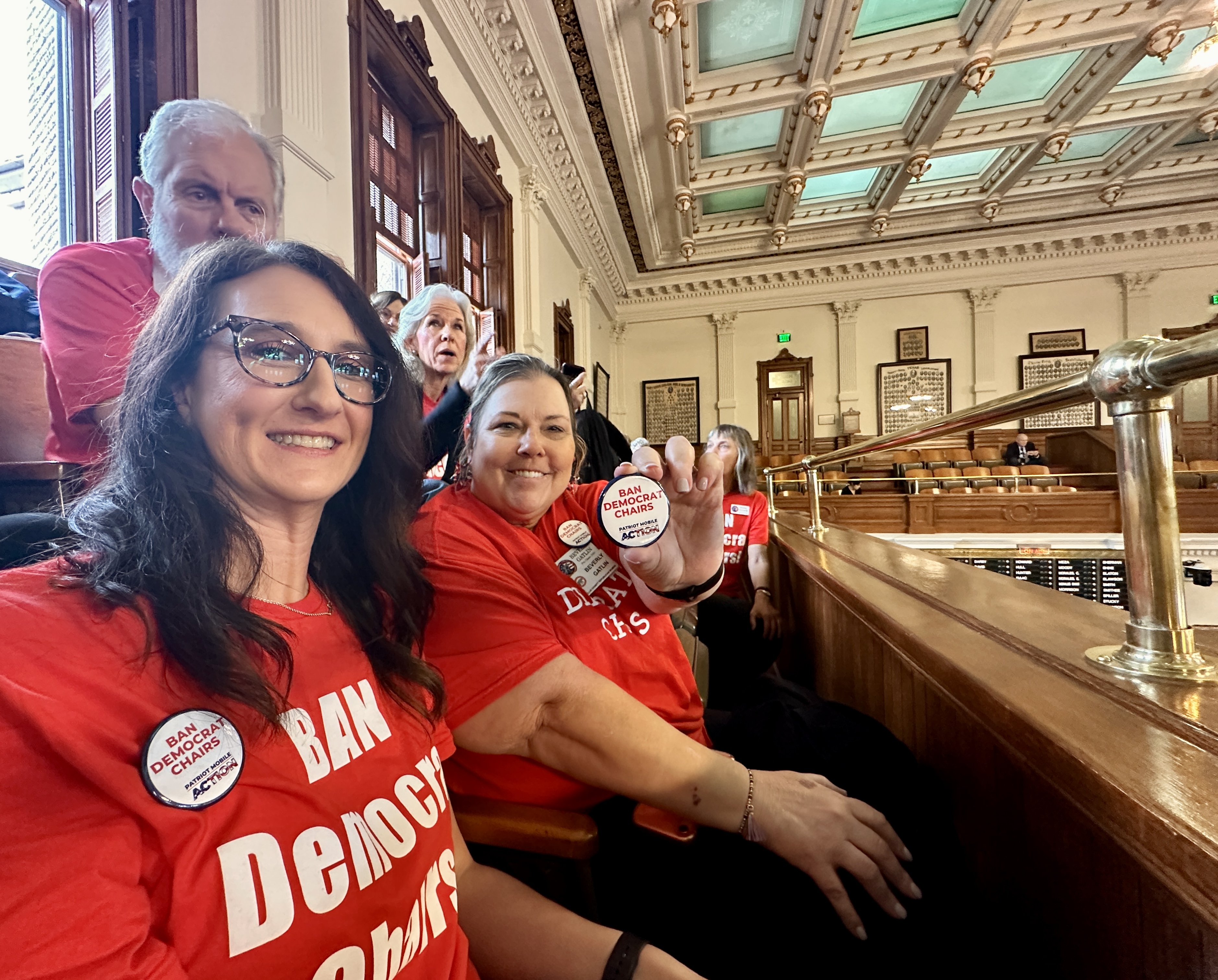 Texas House Republicans Clash Over Awarding Chairmanships to Democrats - Vimarsana News