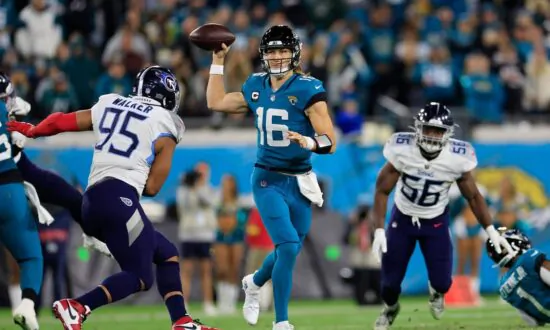 QBs Take Center Stage in Chargers, Jaguars Wild-Card Showdown