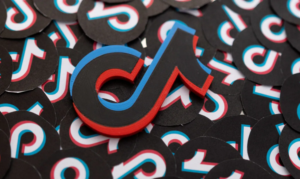TikTok logos in an illustration taken on Feb. 15, 2022. (Dado Ruvic/Illustration/Reuters)
