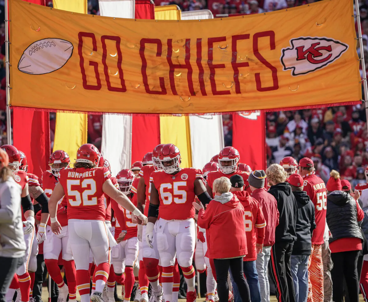 Kansas City Chiefs guard Trey Smith (65) and center Creed Humphrey (52) on field against the Denver Broncos prior to a game at GEHA Field at Arrowhead Stadium in Kansas City, Mo., on Jan. 1, 2023. (Denny Medley/USA TODAY Sports via Reuters)