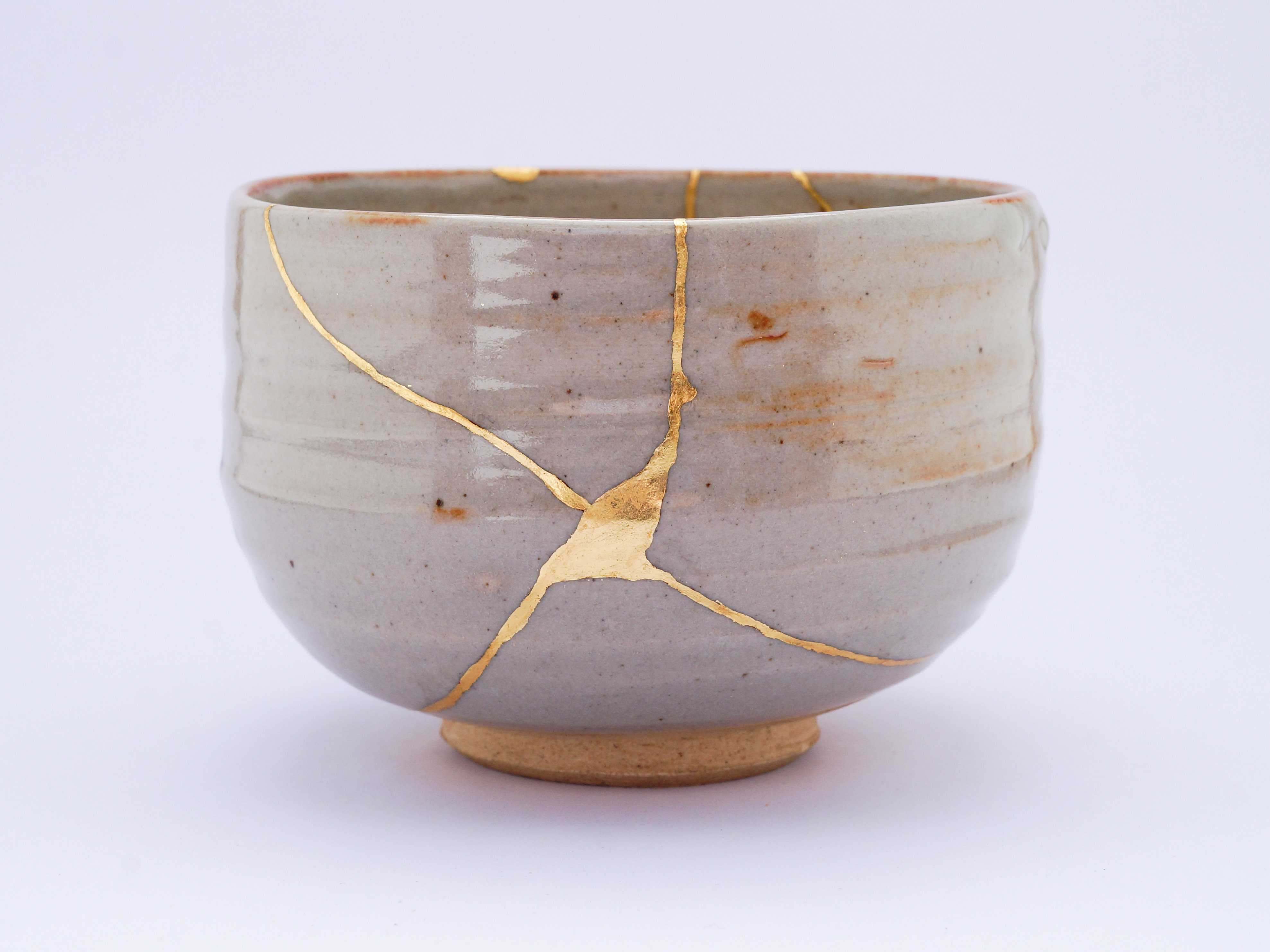 Kintsugi Pottery Mending: Fragile Art for the Anxious Mind