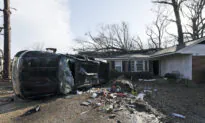 7 Dead as Tornadoes Rip Through South, Governors Declare State of Emergency