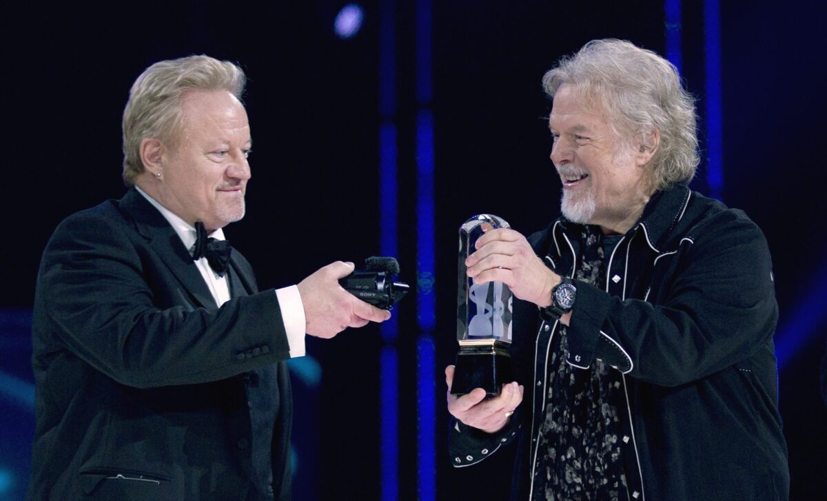 Robbie Bachman of Bachman-Turner Overdrive Dies at 69