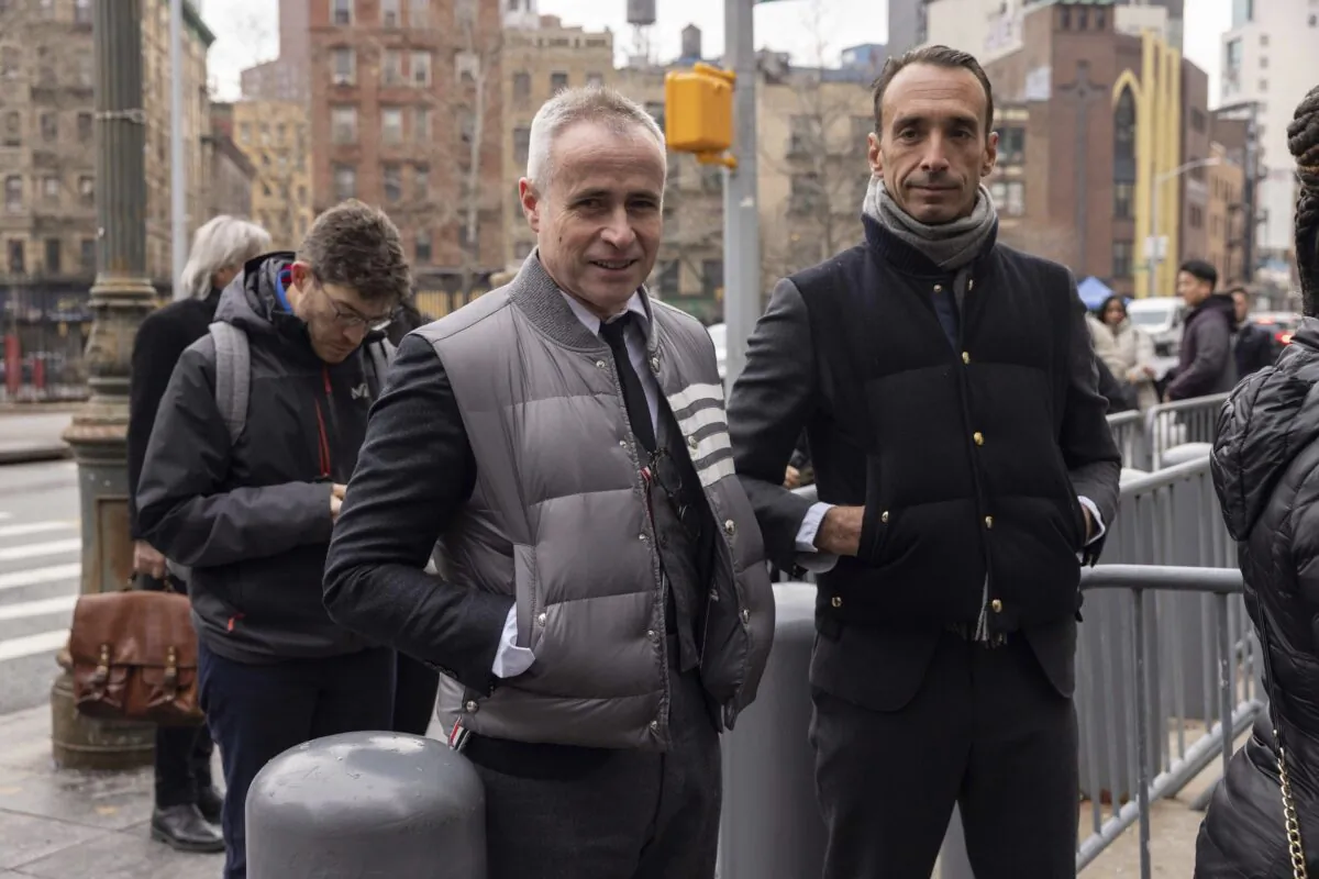 Fashion designer Thom Browne waits in line outside Manhattan federal court in New York on Jan. 9, 2023. (Yuki Iwamura/AP Photo)