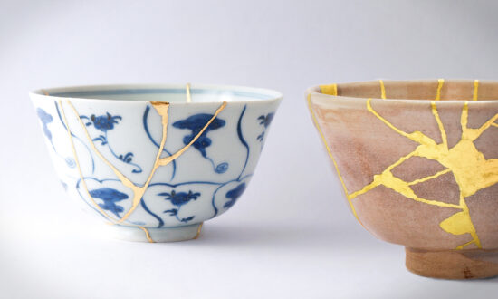 Japanese Artists Use Gold to Revive Broken Ceramics in Zen-Inspired Technique, Say Breakage Adds Beauty