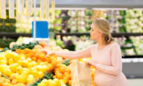 Vitamin C Taken During Pregnancy Improves Respiratory Function in Babies, Study Shows