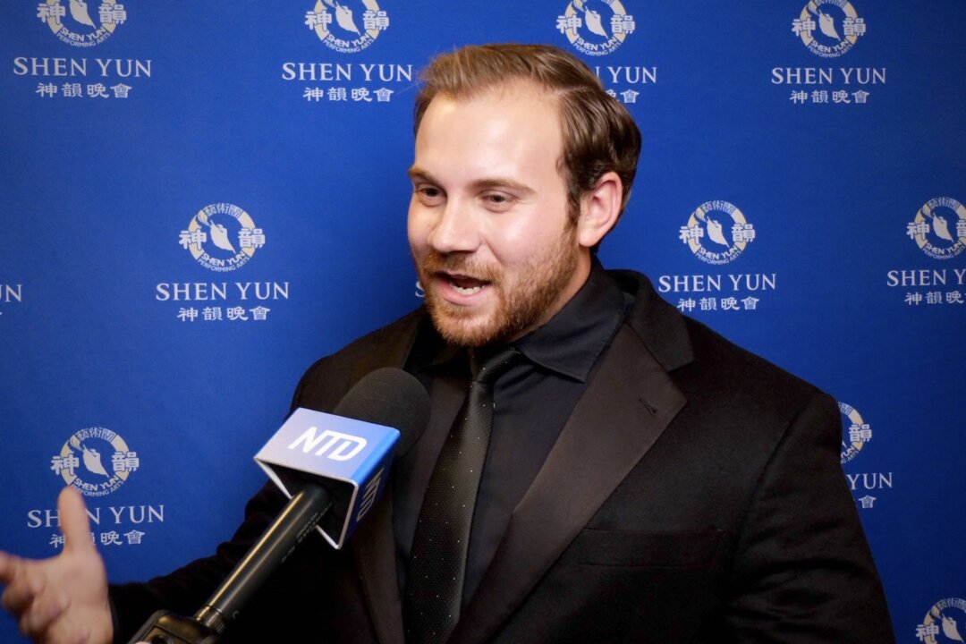 T.J. Belsterling couldn’t recommend Shen Yun enough after attending its evening performance at the Benedum Center for the Performing Arts, on Jan. 14, 2023. (NTD)