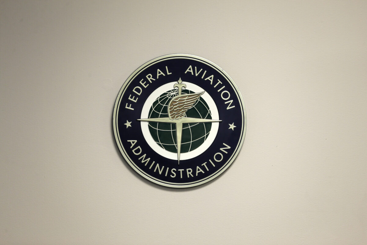 House Overwhelmingly Votes to Reauthorize Federal Aviation Authority for Five Years