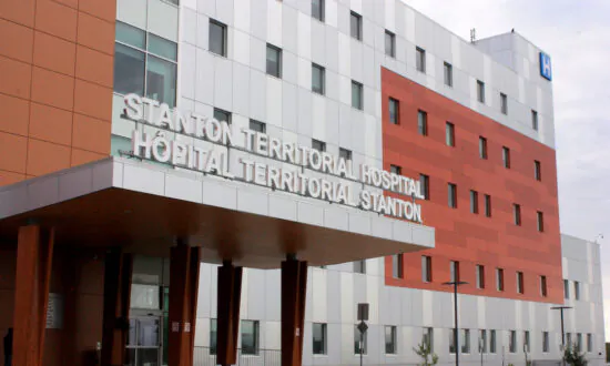NWT Privacy Commissioner Upholds Privacy Rights After Hospital Worker’s Alleged Photo of Visitor in Mask Dispute