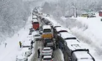 Cars Collide on Icy Road in South Korea; 1 Dead, Dozens Hurt