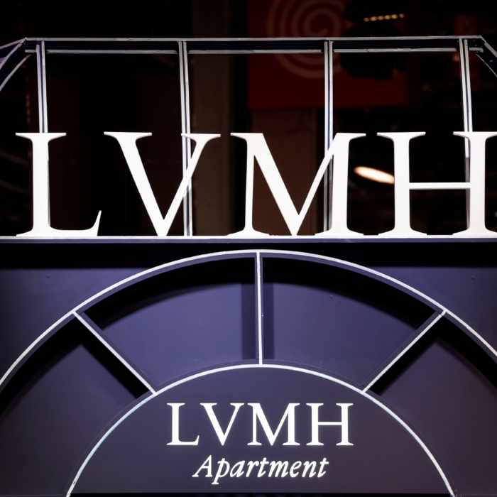 LVMH aims to restore Tiffany's sparkle with $16.2 billion takeover