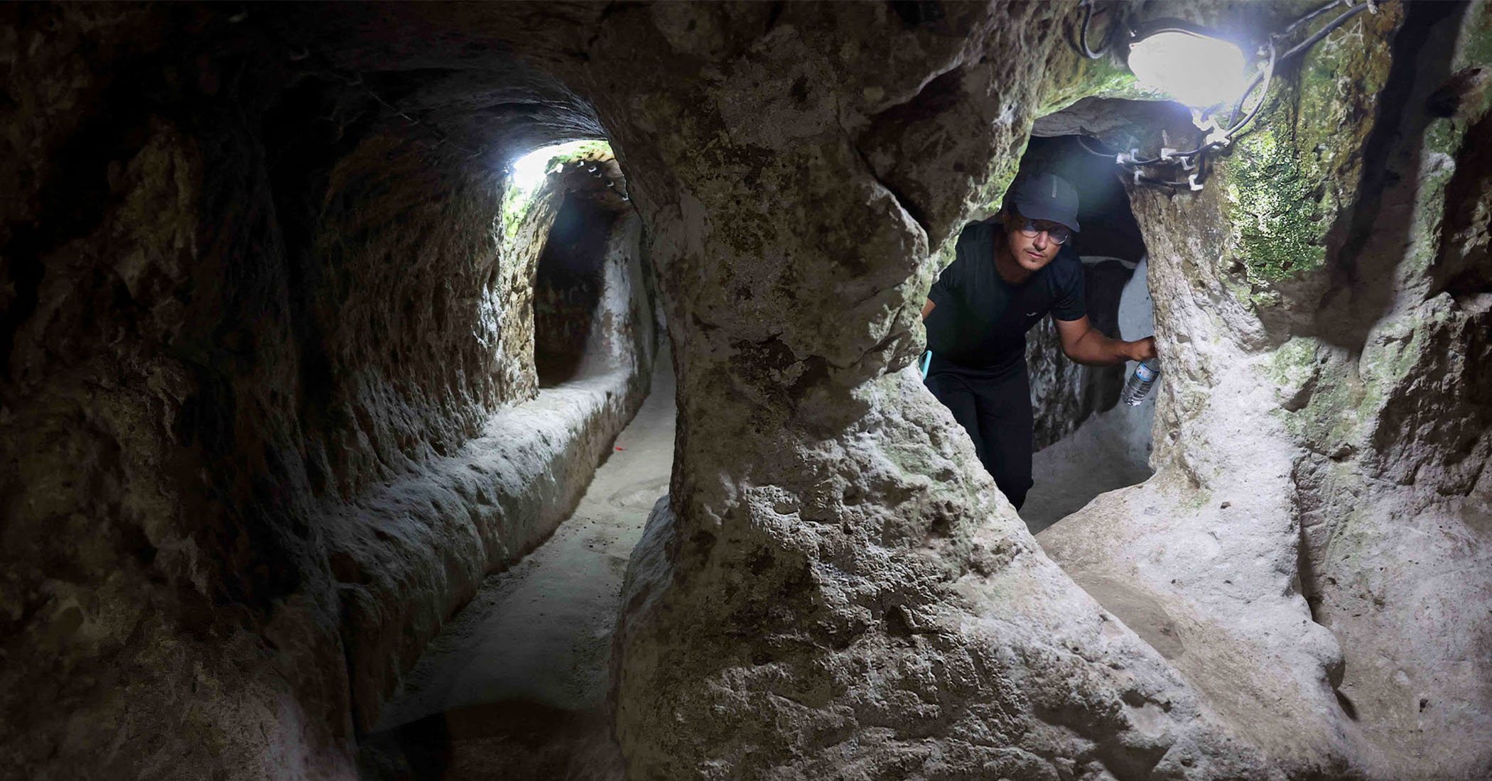 Man Stumbles On Vast Underground City Behind Wall During Home Reno—And Tunnels Go On Forever - Vimarsana News