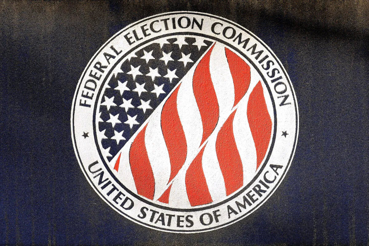 The seal of the Federal Election Commission outside its headquarters in Washington on Oct. 24, 2016. (Chip Somodevilla/Getty Images)