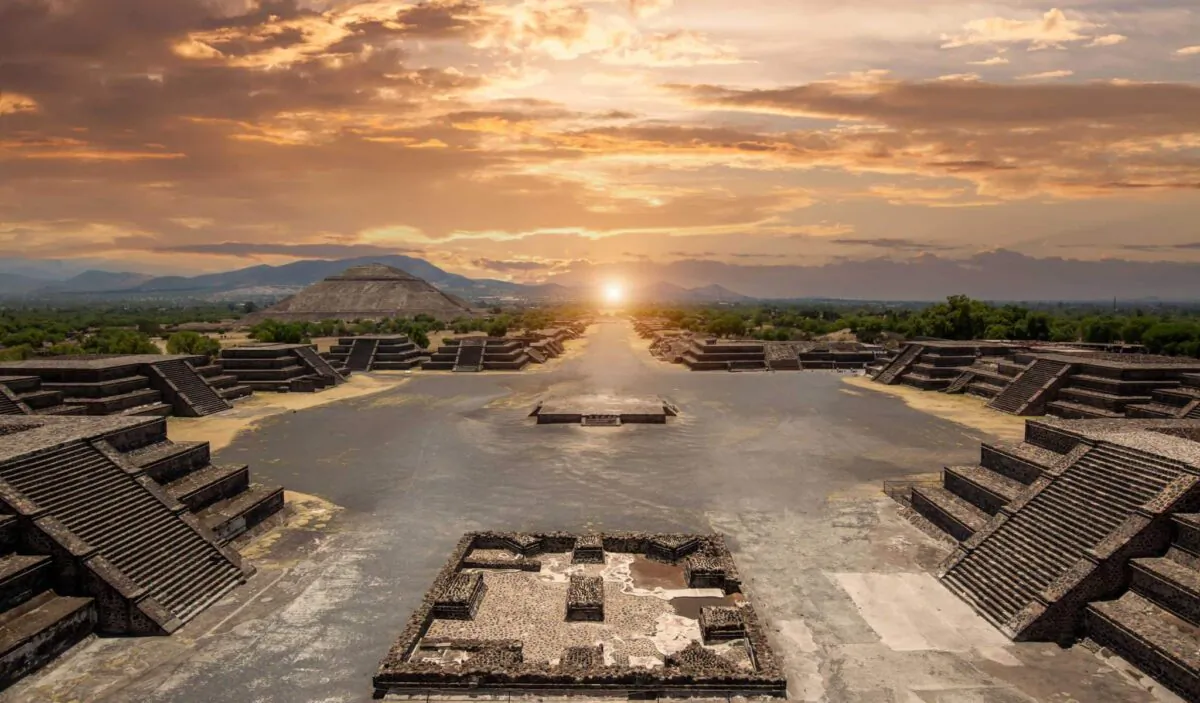 The Teotihuacan pyramids complex located in Mexican Highlands and Mexico Valley close to Mexico City in a file photo. (eskystudio/Shutterstock)