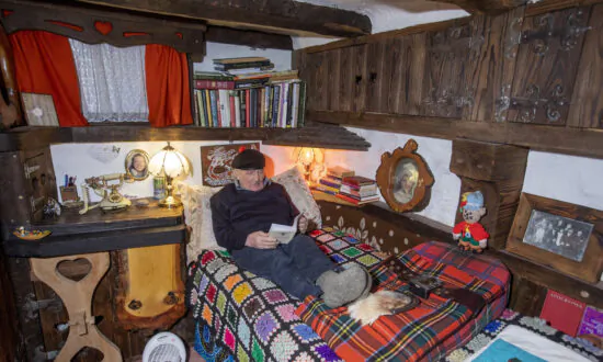 Off-Grid Housing Gaining in Popularity in Quest for More Affordable Living