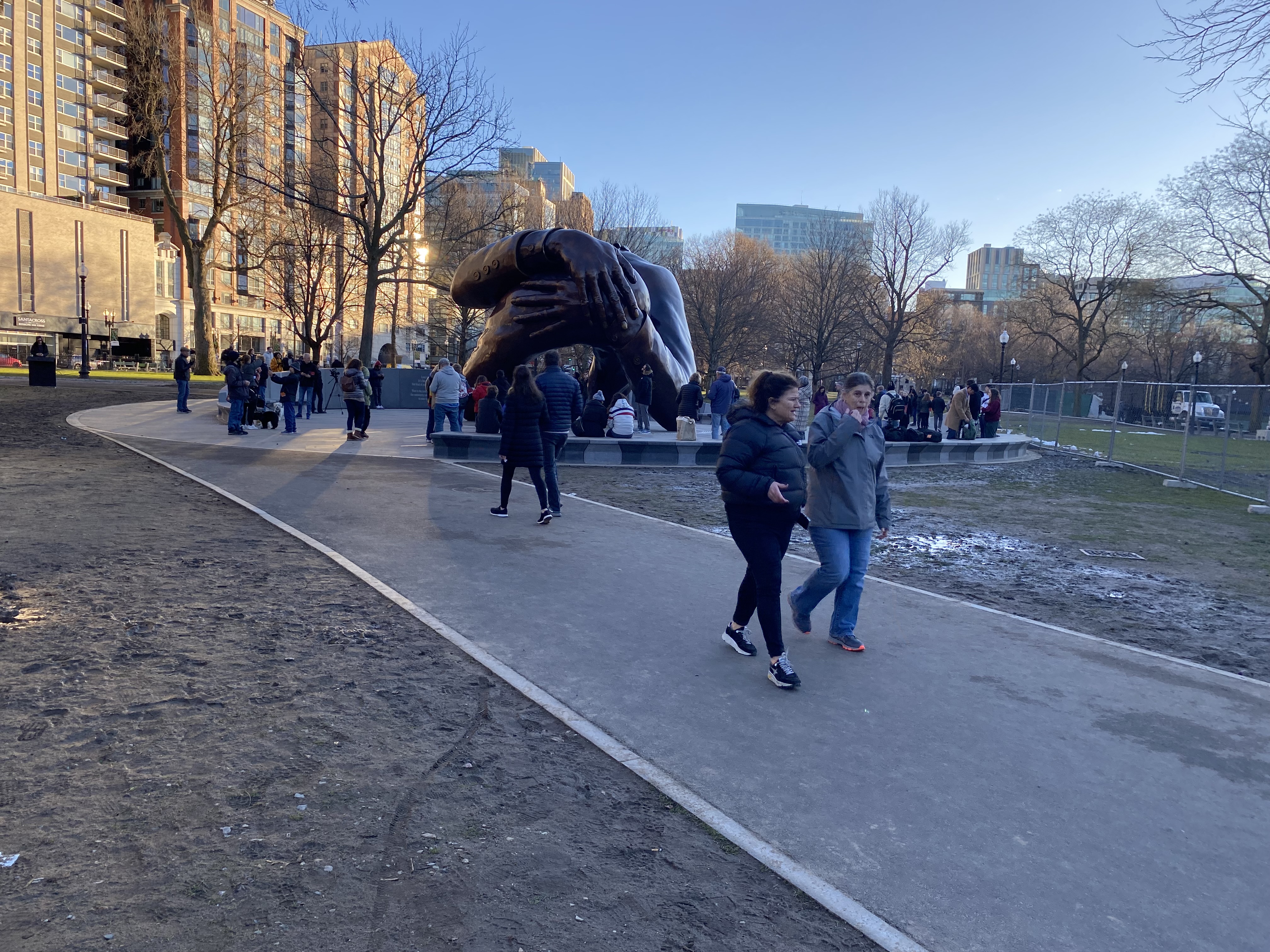 Some Having a Hard Time Embracing New Martin Luther King Statue - Vimarsana News