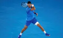 Djokovic Worried About Leg, Bothered by Heckler in Australia