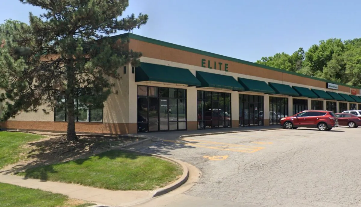 The Elite Funeral Chapel in Kansas City, Mo., in June 2022. (Google Maps/Screenshot via The Epoch Times)